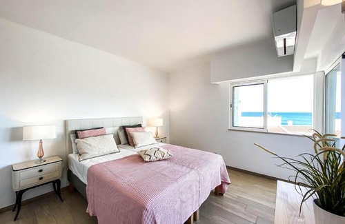 Praia da Luz Apartment | Balcony w Seaview - 1 Bed Apart
