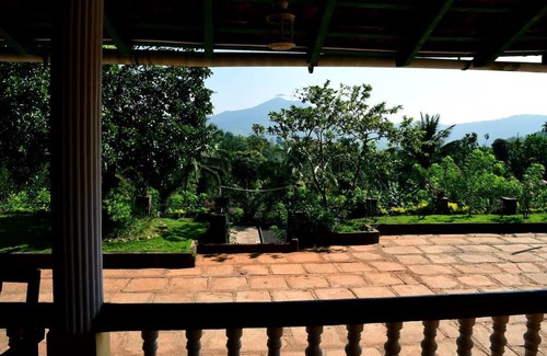 Samse House | Balekhan Homestay - Heritage & Mountain View