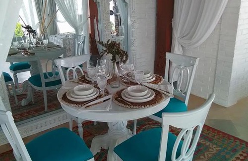 Pemecutan Kelod Villa | Bali Piramidas White Villa's