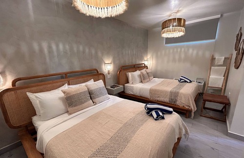 Isla Verde Hotel | Bali Posh Hotel PR, Adults Only -Isla Verde