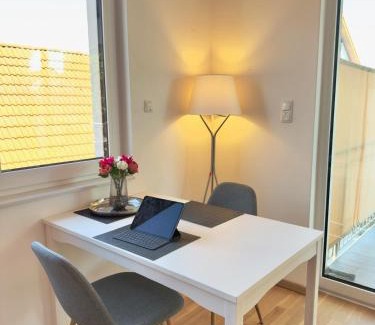 Neureut Sudlicher Teil Apartment | Balkonliebe Karlsruhe - Waschmaschine, Stellplatz, Balkon, Regendusche