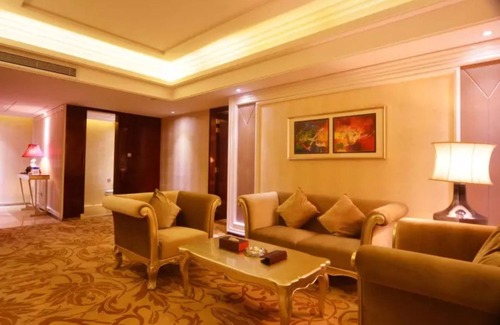 The Street of Phoenix Hotel | Ballad Jin Ling Hotel