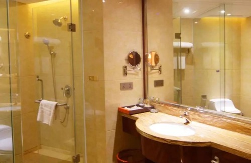 The Street of Phoenix Hotel | Ballad Jin Ling Hotel
