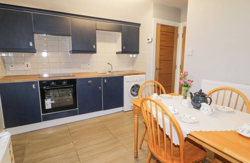 Newry Cottage | BALLARD COTTAGE ANNEXE, pet friendly in Newry, Northern Ireland
