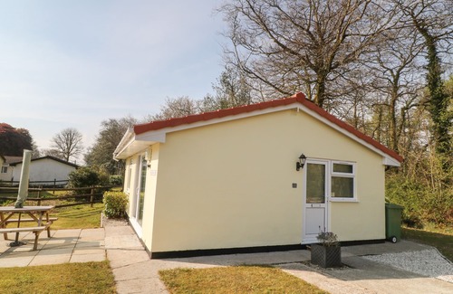 Liskeard Cottage | BALLASALLA, pet friendly, country holiday cottage in Liskeard