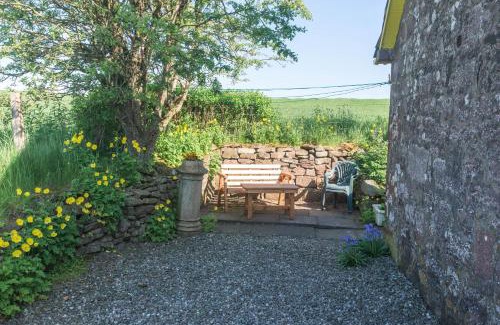 Fintry House | Ballat Smithy Cottage