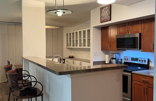 Sandia Heights South House | Balloon Fiesta Lair 3 Bedroom recently renovated Townhome.
