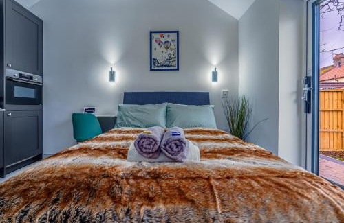 Filton House | Balloon Residence: Modern Serviced Accomodation
