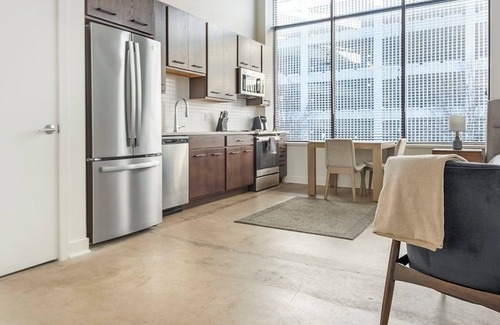 Downtown St. Louis Apartment | BallparkHeights Studio 2