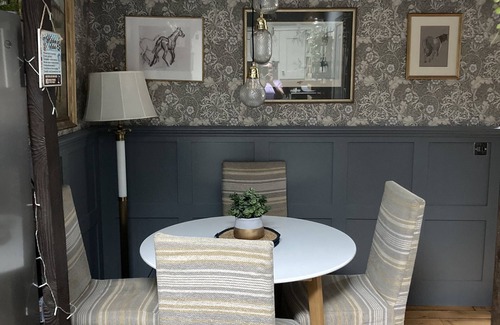 Cuffesgrange Apartment | Ballybur lodge Mews 2