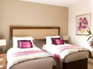 Aldergrove Hotel | Ballyrobin Hotel