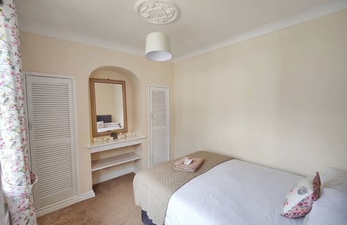 Cut Bush House | Ballysax House