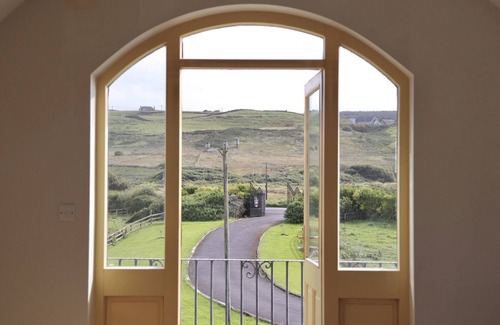 Doolin House | Ballyvara House - a two story that sleeps 28 guests in 11 bedrooms