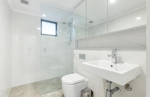 Rozelle Apartment | BALMAIN / ROZELLE LUXURY 1 BED APARTMENT (DAR3)