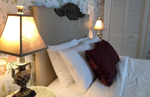 Downtown St. John's Bed & Breakfast | Balmoral House
