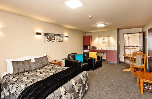 Invercargill Hotel | Balmoral Lodge Motel
