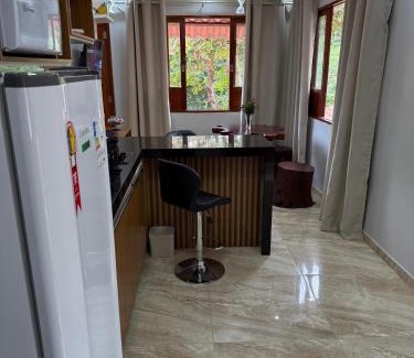 Areia Cabin | Balneário Rio Agua Viva - Chalé Família