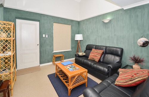 Middleton Beach Apartment | Balneaire/Monets Villas- 2 or 3 bedroom