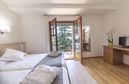 Fitero Hotel | Balneario De Fitero - Hotel Bécquer