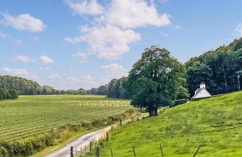 Ballantrae House | Balnowlart Lodge