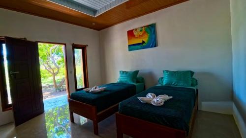 Rote Island Bed & Breakfast | Balo Surf House