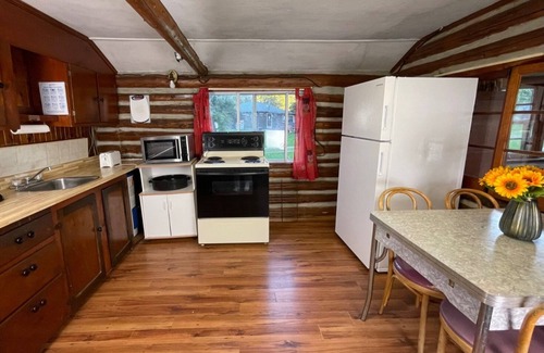 Kawartha Lakes Cottage | Balsam Lake Villa Cottages: 2-Bedroom Cottage #6