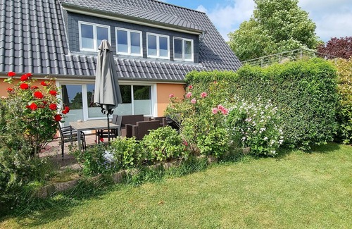 Groquern House | Baltic Sea at the Flensburger-Außenfoerde, vacation apartment lower WE