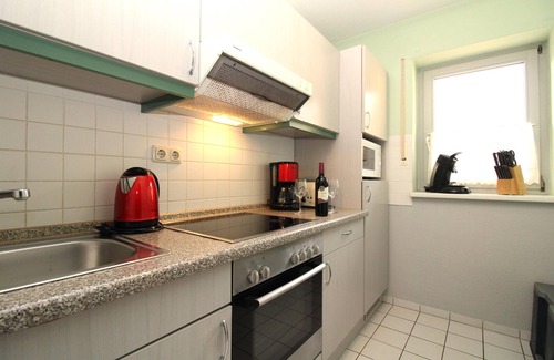Ostseebad Kuhlungsborn Apartment | Baltic Sea view WE Poel 38: 3-room apartment close to the beach with balcony and Baltic Sea view