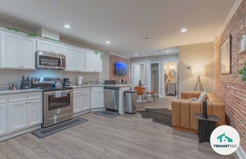 Downtown Baltimore Apartment | Baltimore's Best Home Away From Home