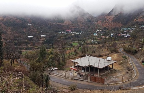 Kandaghat House | Balwant Farms, Village homestay in beautiful hills