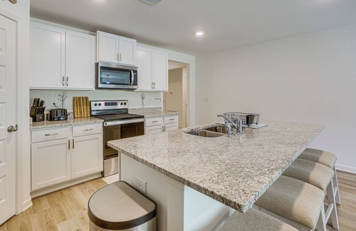Northport House | Bama Game Day Base: Newly Built Home Near UA!