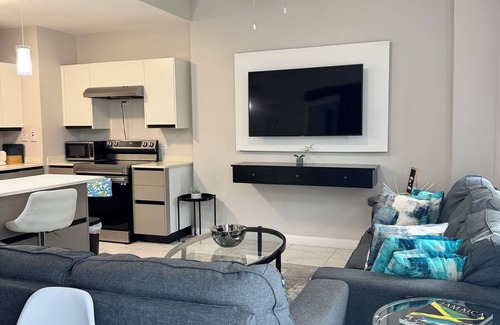 Beverly Hills Apartment | Bamboo Breeze City at the Lofts