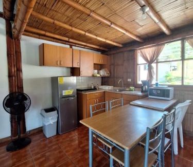 Valle Pura Vida Apartment | Bamboo House - Manuel Antonio