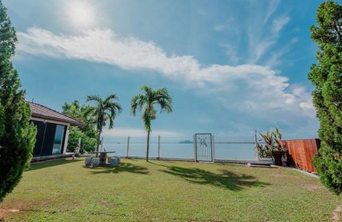 Taman Tanjung Villa | Bamboo Rimbun-Tranquil Seaside Villa, Port Dickson