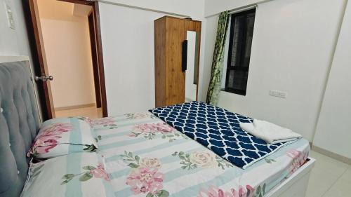 Aundh Apartment | Bamboo Stays Vibrant 2bhk Apt Nr Jupiter Hsp