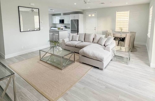 Palm Cay Villa | Bamboo Villa