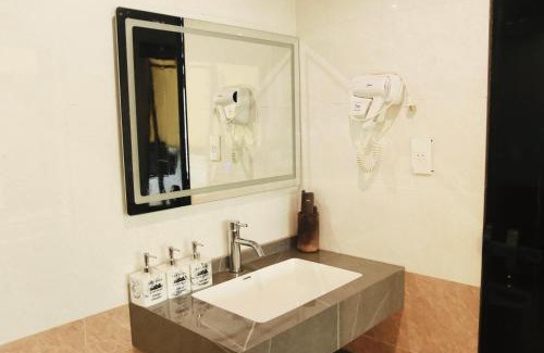 Vi Xuyen House | Ban Bang Ecolodge Tours & Motorbike Rental