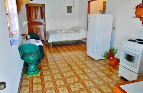 Golfito Hotel | Banana Bay Marina