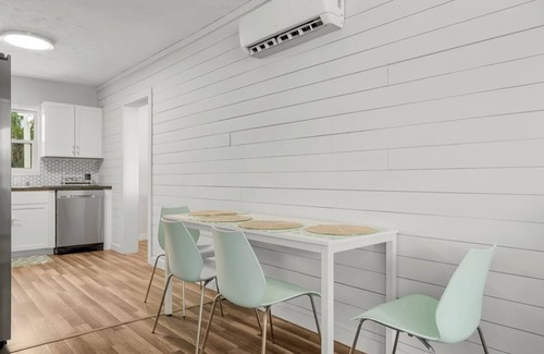 Biltmore Beach House | Banana Cabana Cottage-family-friendly retreat just 3 blocks from the beach.