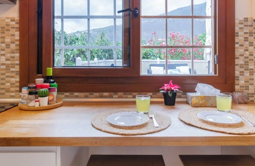 La Orotava Villa | Banana House! Peaceful with Villa Volcano/Ocean View (SuperHost in Airbnb)