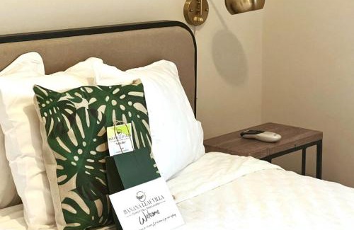 Orlovista House | Banana Leaf Villa-Marley Junior Suite