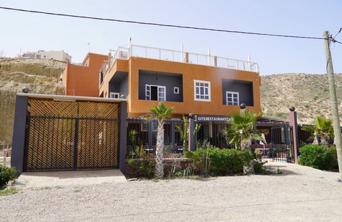Tamri Hotel | Banana Surf House