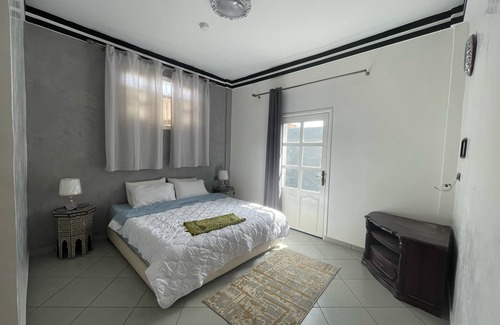 Tamri Hotel | Banana Surf House