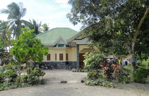 Banaybanay House | Banaybanay 4 kms from Mogbongcogan beach