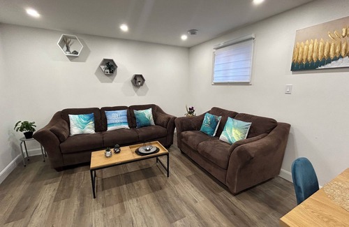 Hastings Highlands House | Bancroft VIBES | Sleep 7