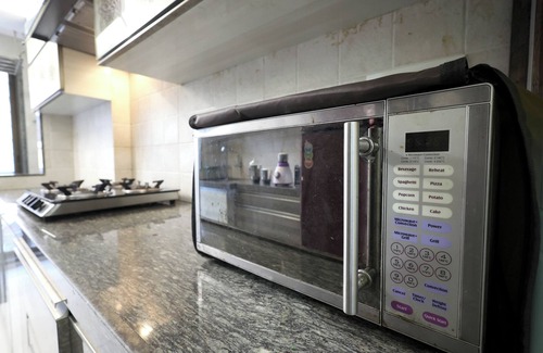 Bandra East Apartment | Bandra Lux stay - 2 BHK apartment