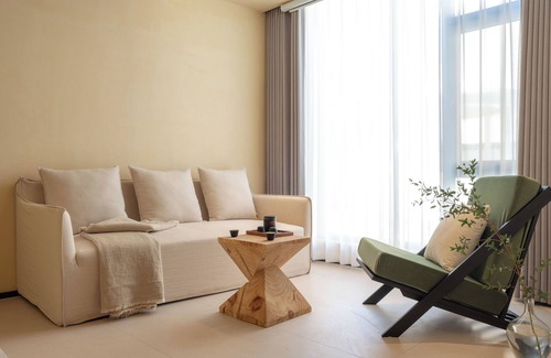 Shangri-La Hotel | Bandu Oxygen Supply Homestay