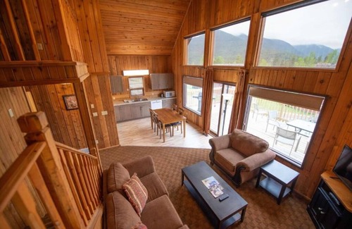 Canmore Cabin | Banff Gate Mountain Resort