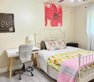 Ranchlands House | Banff mountain House&30 second Bus station Close C-Train& Free Parking