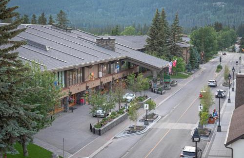 Banff Hotel | Banff Park Lodge